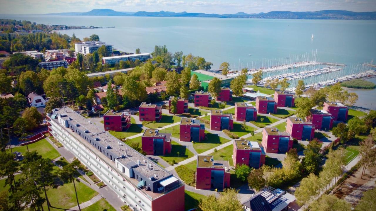Bl Lakeside Apartman Балатонлелле Екстер'єр фото