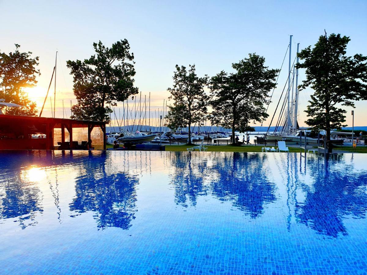 Bl Lakeside Apartman Балатонлелле Екстер'єр фото
